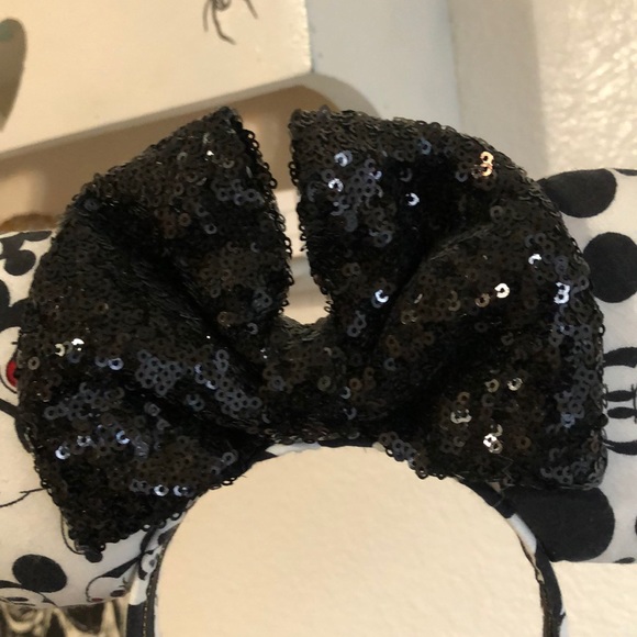 Minnie Ears Handmade - Picture 2 of 7